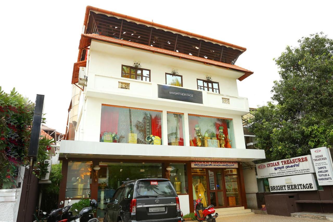 Capital O 37763 Bright Heritage Kochi Exterior foto